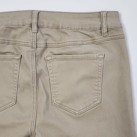 ⭐️3/ $30⭐️ D. jeans Women's Tan Casual Pants Tapered Stretch Size 14W - Picture 6 of 16